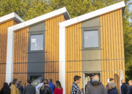 Opening tijdelijke woningen bij StiVAD-deelnemer Sayaz in Den Bosch